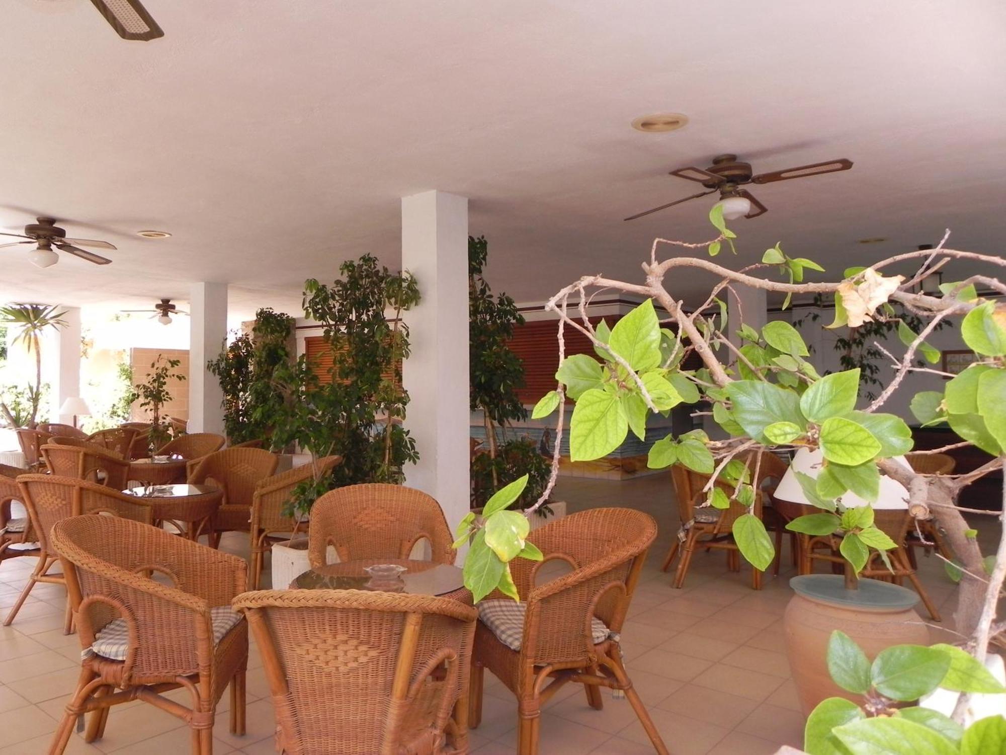 Hotel Ecoavenida 2*